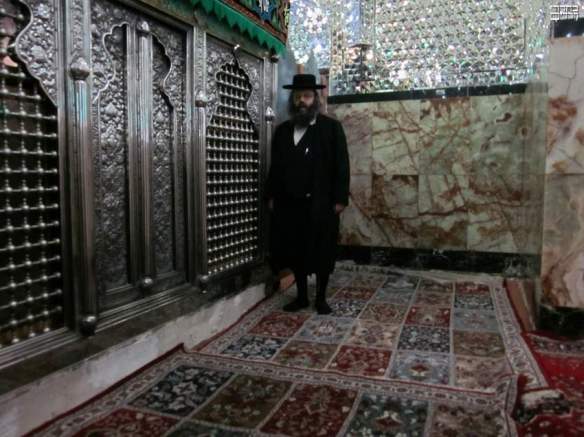 A shrine venerating Jew in Iran. Many Jews and Shias visit tombs together, particularly in the Iranian Khuzestan province (that borders southern Iraq) where many alleged shrines of Prophets of Bani Israel are located whom the Jews and Rafidah worship alike.
